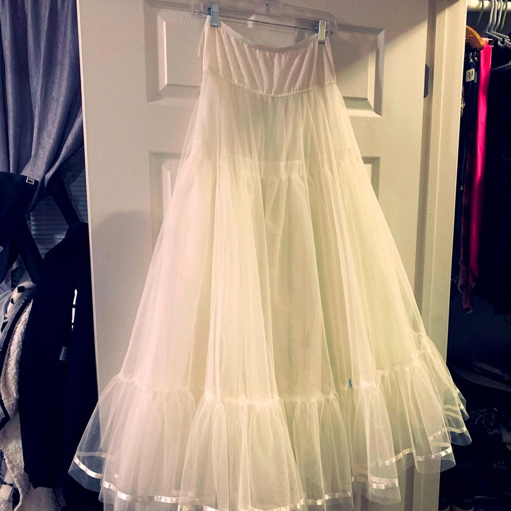 Bridal Slip